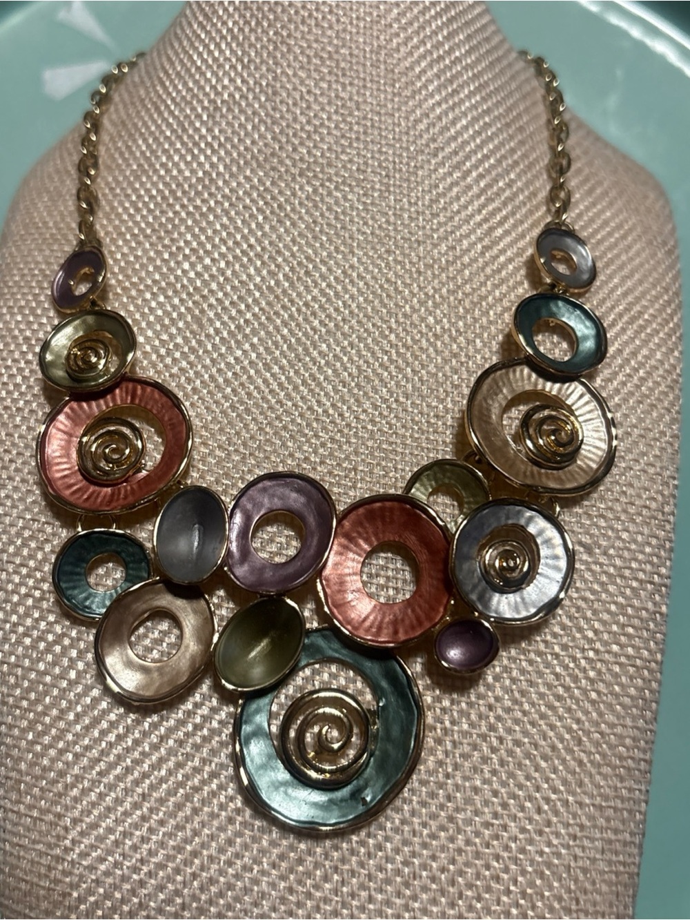 Vntg Multi-Color Enamel Disc Bib Statement Necklace Gold-Tone Swirl Cluster 19"